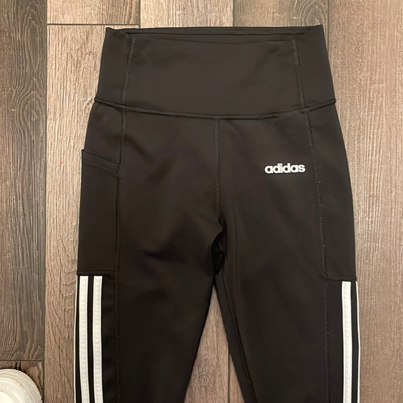 Adidas Leggings Great Condition - Picture 2 of 3